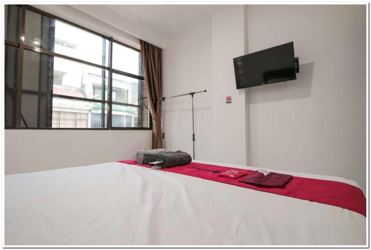 เรดดอร์ซ แอต รูโก ไอทีซี ร็อกซี มาส Hotel จาการ์ตา ภายนอก รูปภาพ